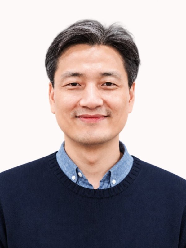 김정욱